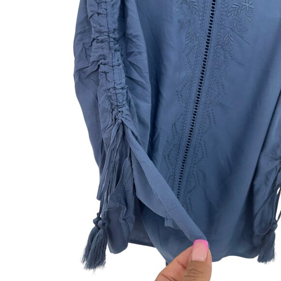 Time And Tru Womens Dusty Blue Embroidered Flutter Sleeve Top Size M 100% Rayon - Picture 4 of 10